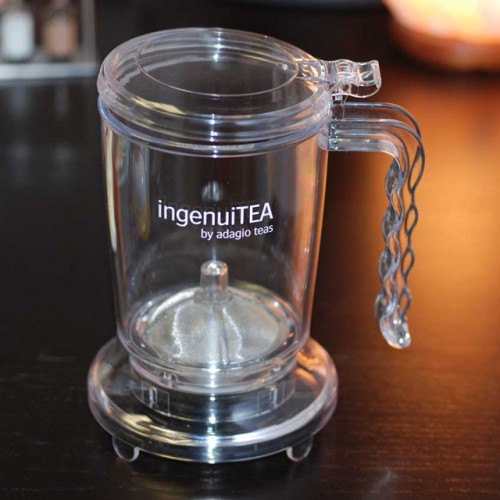 IngenuiTEA 16oz Teapot  Loose Tea infuser Hot and Iced